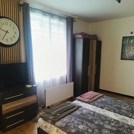 Апартаменти Bogoslovovi Варна