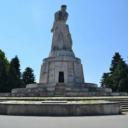 Bogoslovovi Апартаменти *