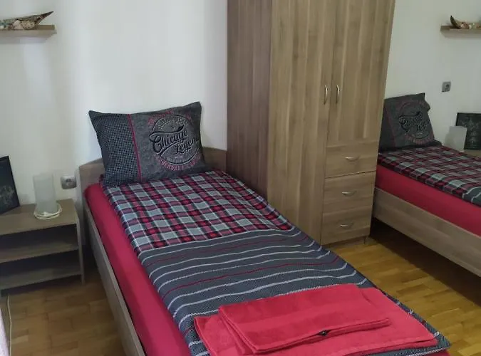 Bogoslovovi Apartment Warna